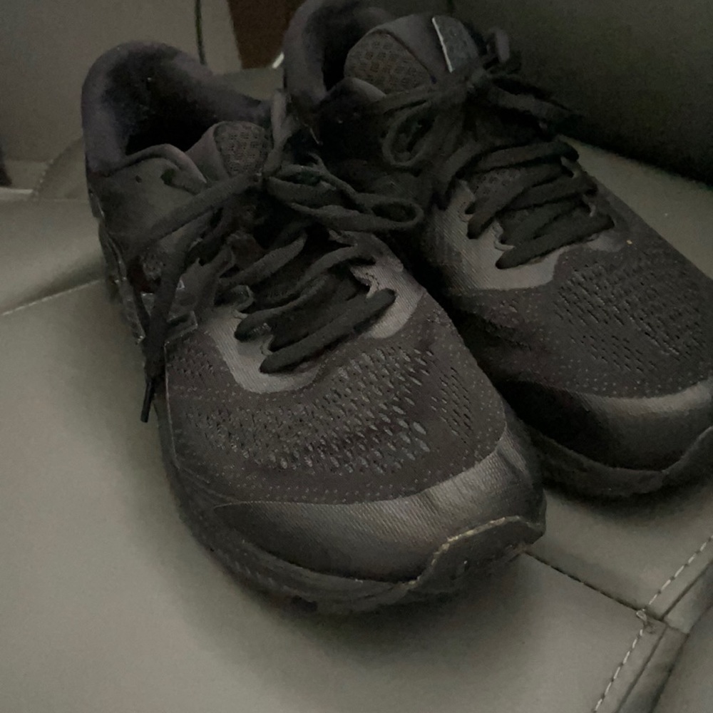 ASICS sz 11